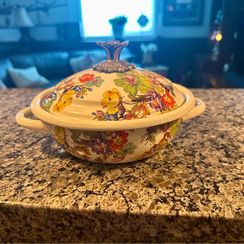 Mackenzie-Childs White Flower Market 8.25” Lidded Casserole - Picture 2 of 7